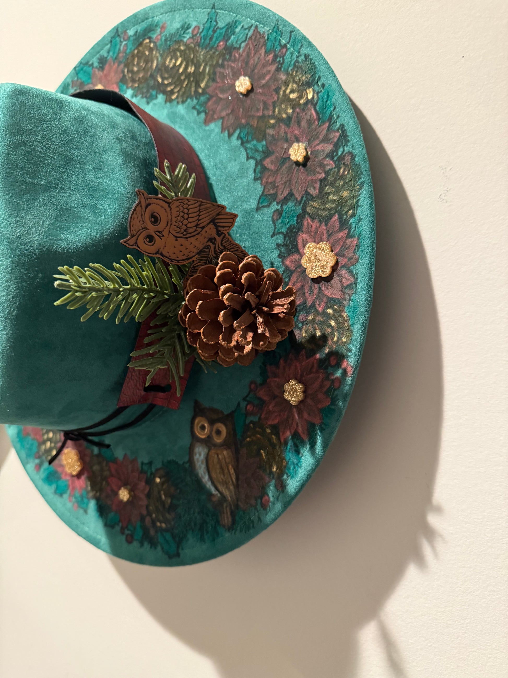 Owl be home for Christmas Wreath hat