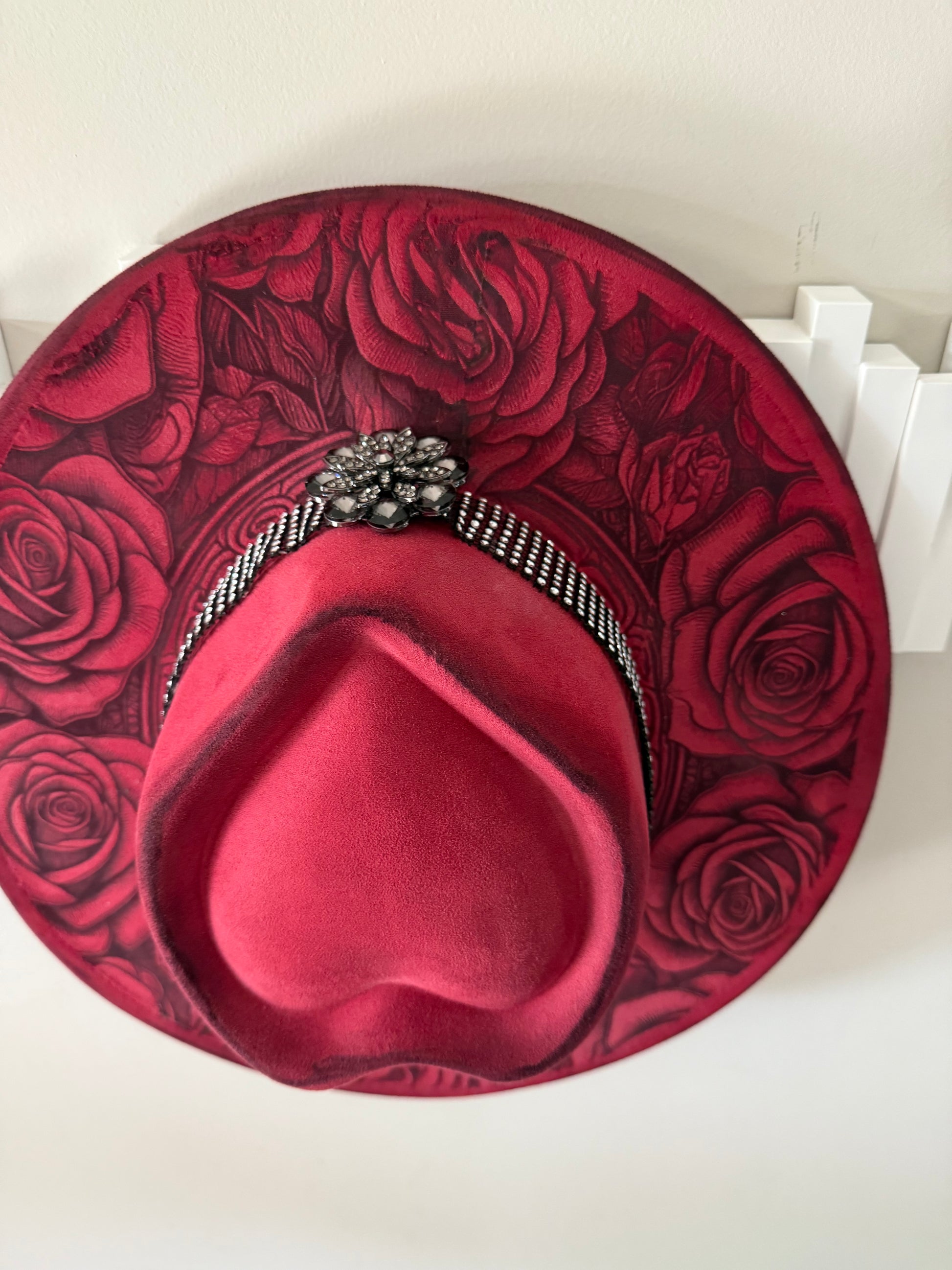 Red Roses         Crystal Coast Cowgirl