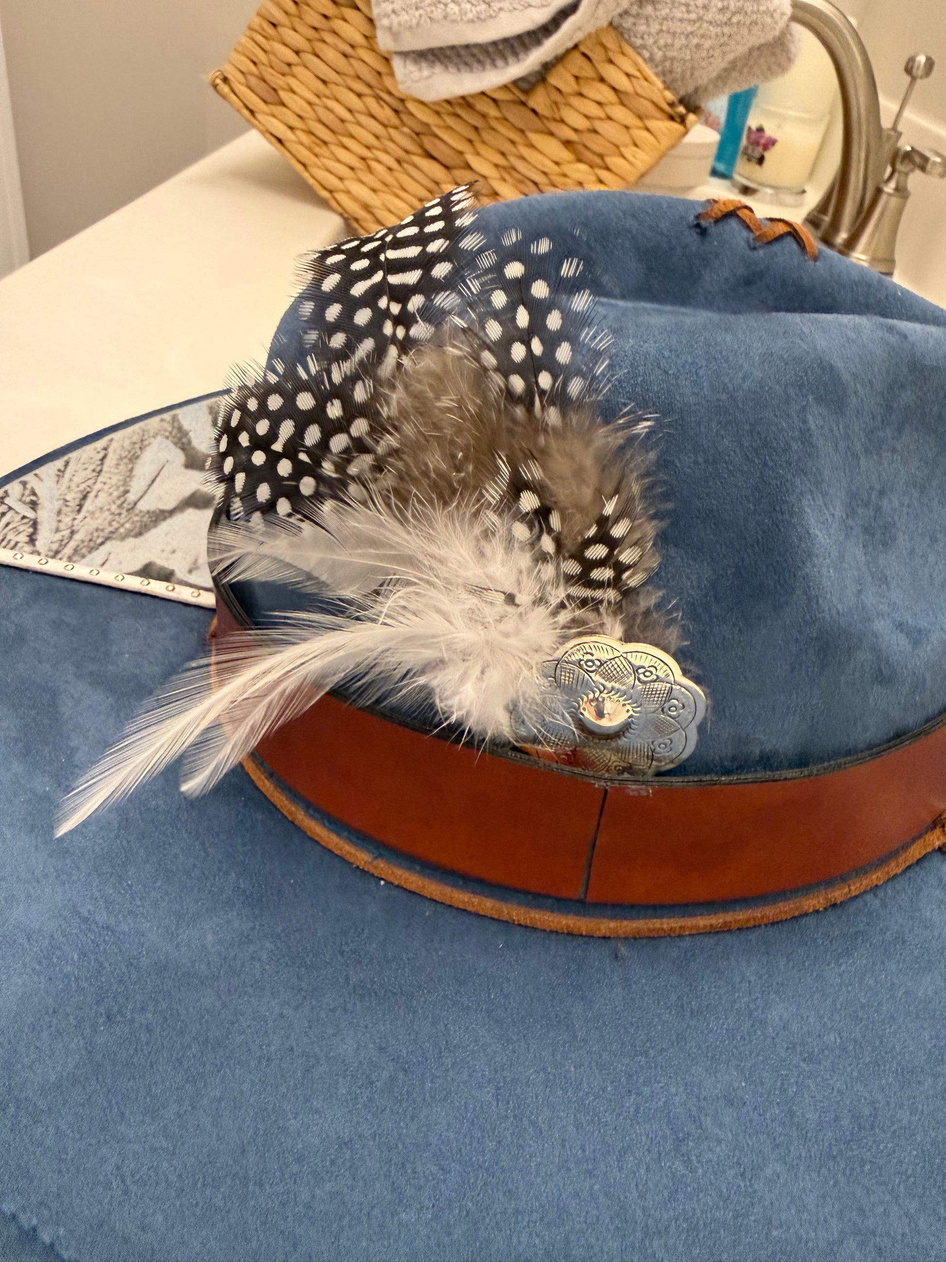 Blue hat horse with foal Crystal Coast Cowgirl Hat